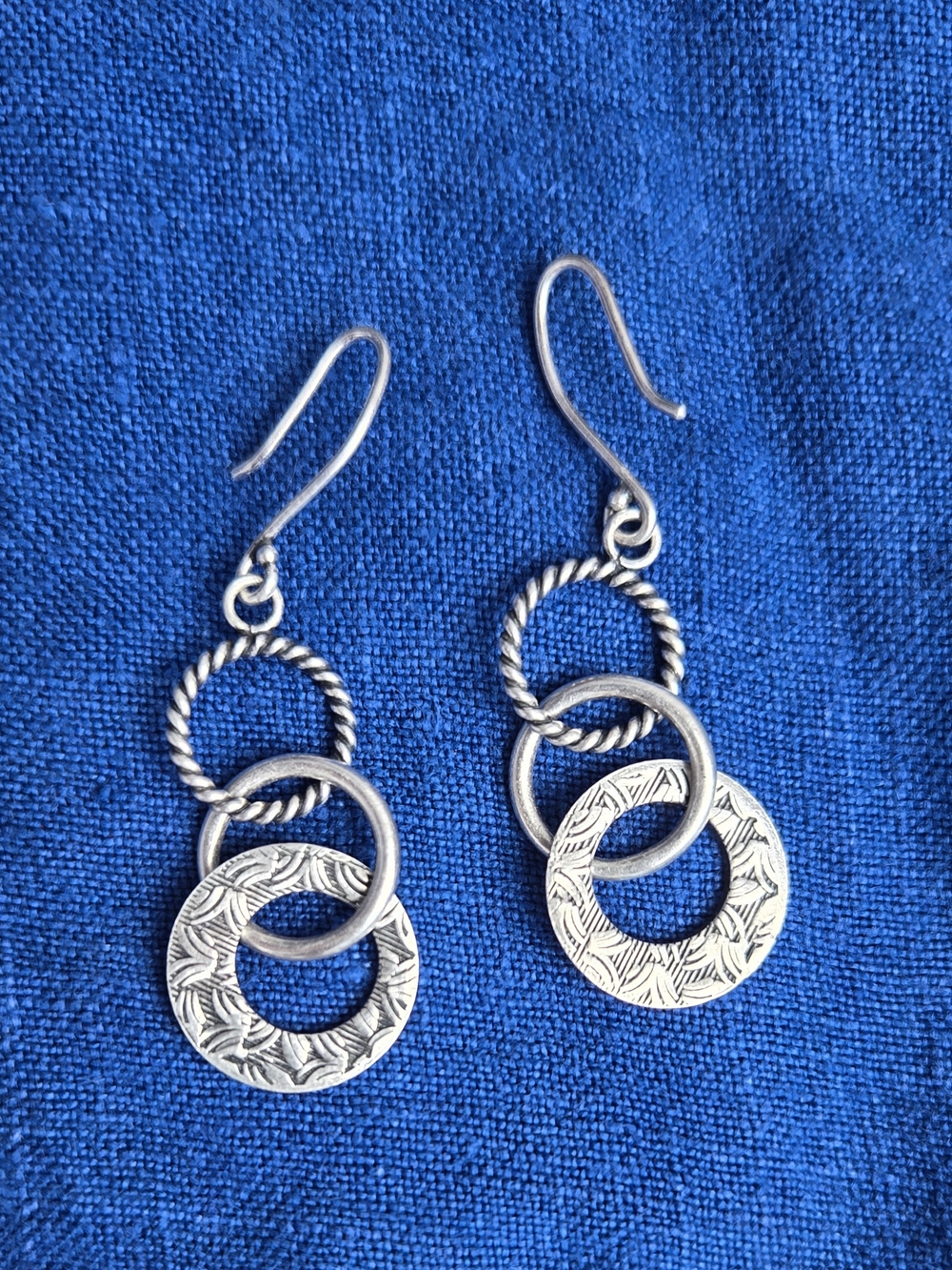 Vintage Sterling Silver Interlocking Circle Earrings - Artisan Textured Style